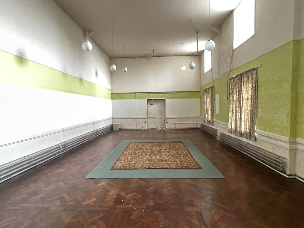 Lot: 64 - TRIPLE ELEMENT DEVELOPMENT OPPORTUNITY PLUS INVESTMENT -